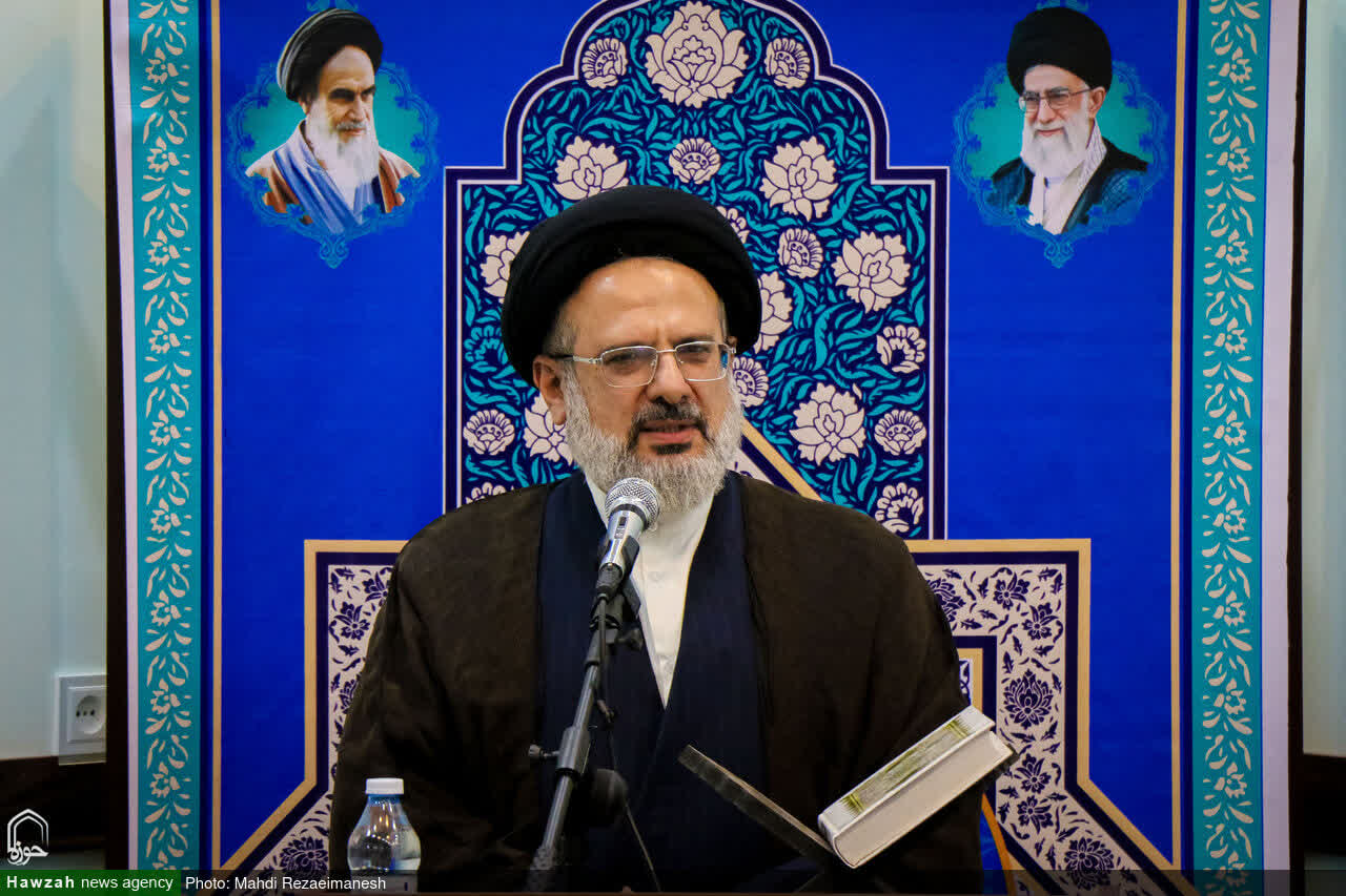 گزارش تصویری | آیین رونمایی از زبان آذری ویکی پاسخ