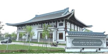 مسجد كلانج الكبير كمعلم سياحي إسلامي في ماليزيا