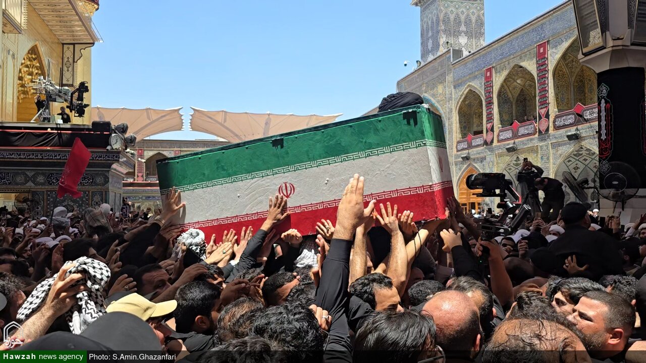گزارش تصویری | تصاویر اختصاصی از تشییع پیکر رهبر شهید ایران در حرم امیرالمومنین علیه السلام