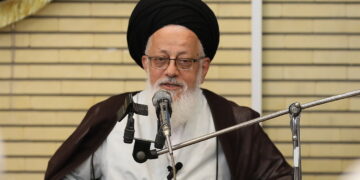 مهدویت در چارچوب اندیشه امامین انقلاب دنبال شود