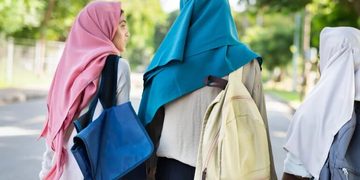 حظر الحجاب بالنمسا.. شكاوى من استبعاد طالبات محجبات من الحصص الدراسية