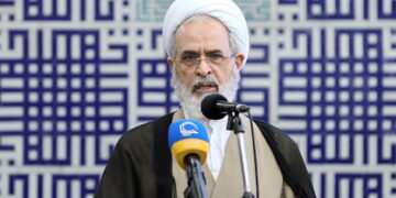 ضرورت تقویت نقش حوزههای علمیه در تبیین معارف اسلامی و گسترش پیام اسلام در جهان