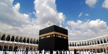 بين أمة الإسلام وأمة المسلمين(فوارق ومهالك)