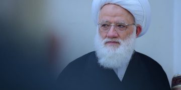 آية الله الیعقوبی یدین منع الطالبات المحجبات من التعلیم فی أذربیجان