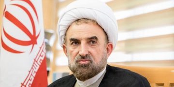 سفیر ایران در واتیکان با ارسال نامه‌ای به پاپ خواستار موضع‌گیری وی در برابر تحریم‌های ظالمانه آمریکا شد