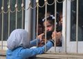 همبستگی دانشآموزان آذربایجانی با دانش آموزان دختر محجبه؛ نه به ممنوعیت حجاب در مدارس