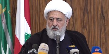الشيخ الخطيب يشيد بدعوة شيخ الأزهر لوقف الحروب والصراعات في المنطقة